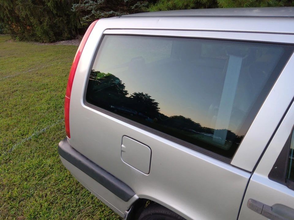 1997 Volvo 850 - Image 18 of 31