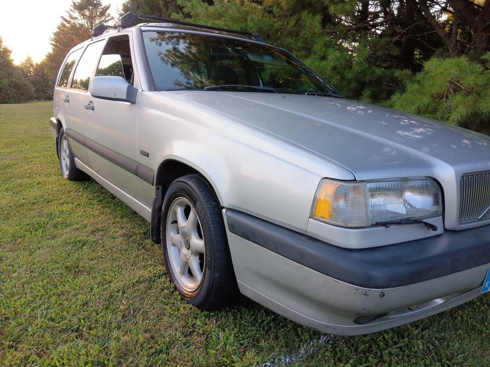 1997 Volvo 850 - Image 15 of 31