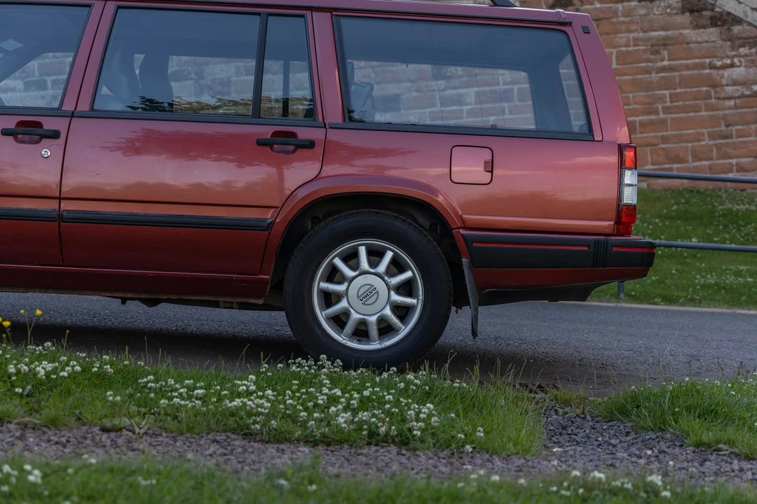 1997 Volvo 940 - Image 13 of 30