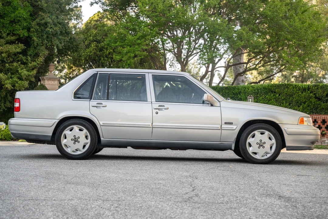1997 Volvo S90 - Image 9 of 31