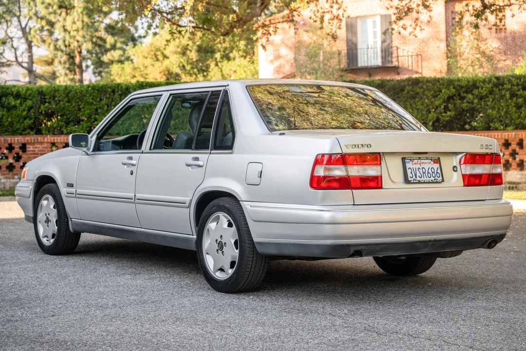 1997 Volvo S90 - Image 8 of 31
