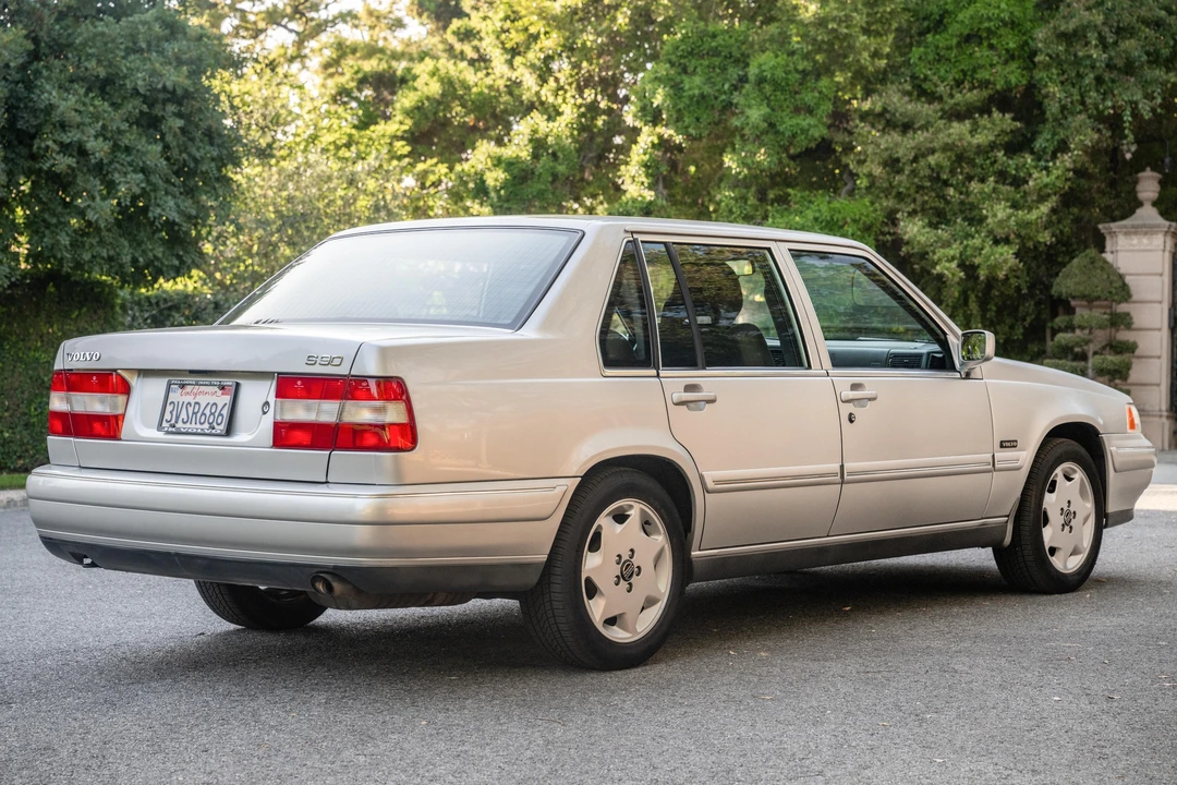 1997 Volvo S90 - Image 4 of 31