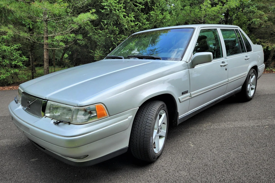 1997 Volvo S90 - Image 3 of 31