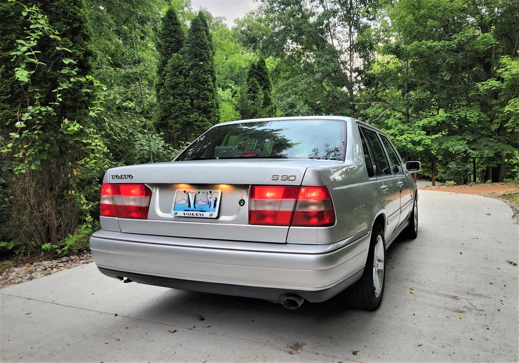 1997 Volvo S90 - Image 15 of 31