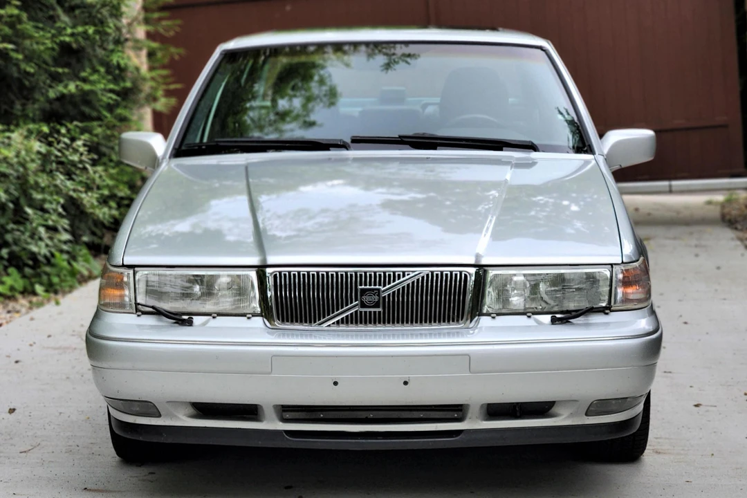 1997 Volvo S90 - Image 2 of 31