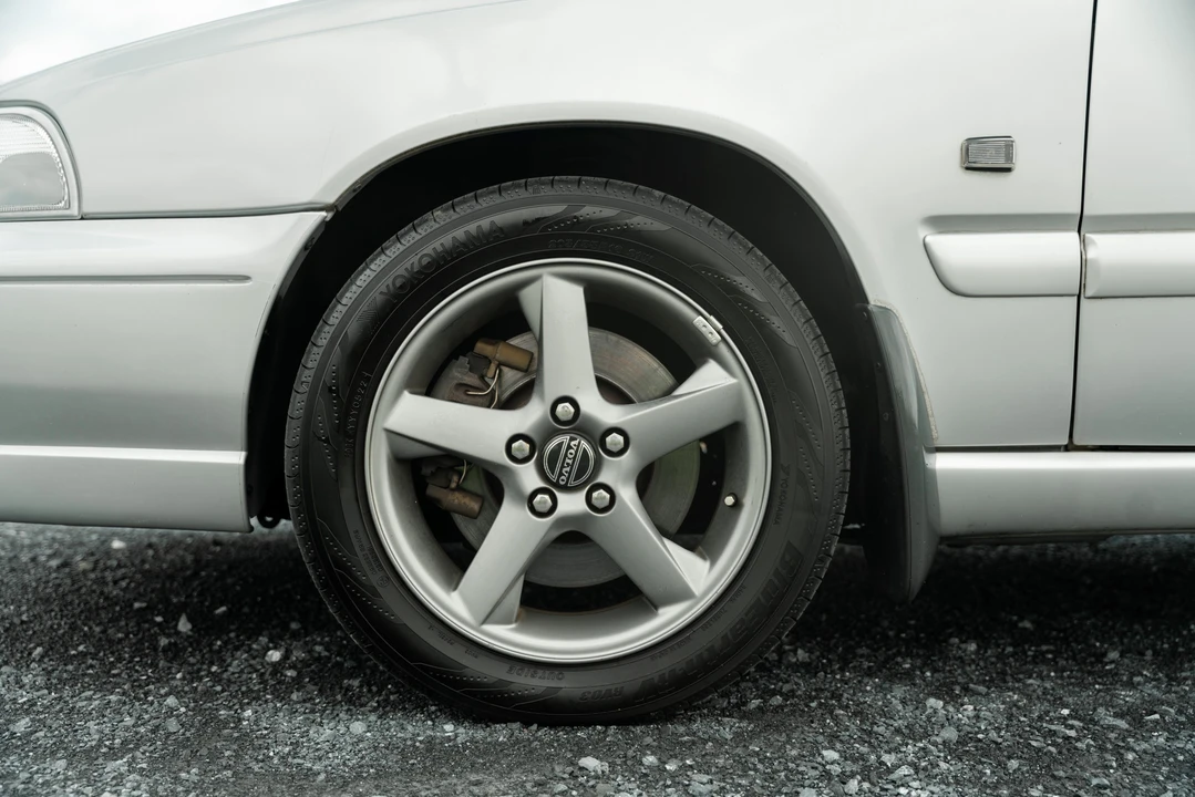 1997 Volvo V70 R 1st Gen - Image 26 of 31