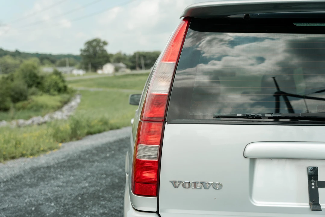 1997 Volvo V70 R 1st Gen - Image 20 of 31