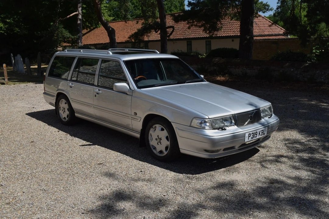1997 Volvo V90 - Image 2 of 31