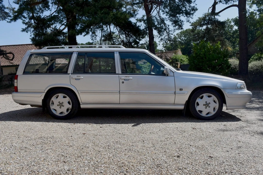 1997 Volvo V90 - Image 3 of 31