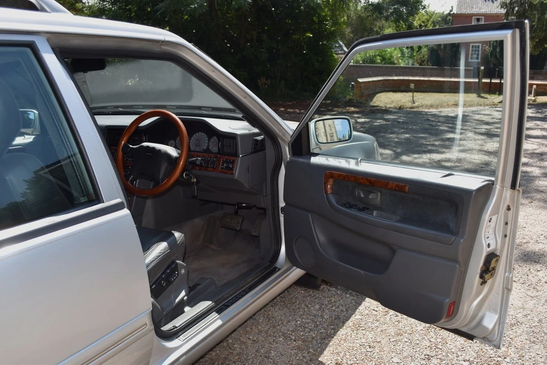 1997 Volvo V90 - Image 18 of 31