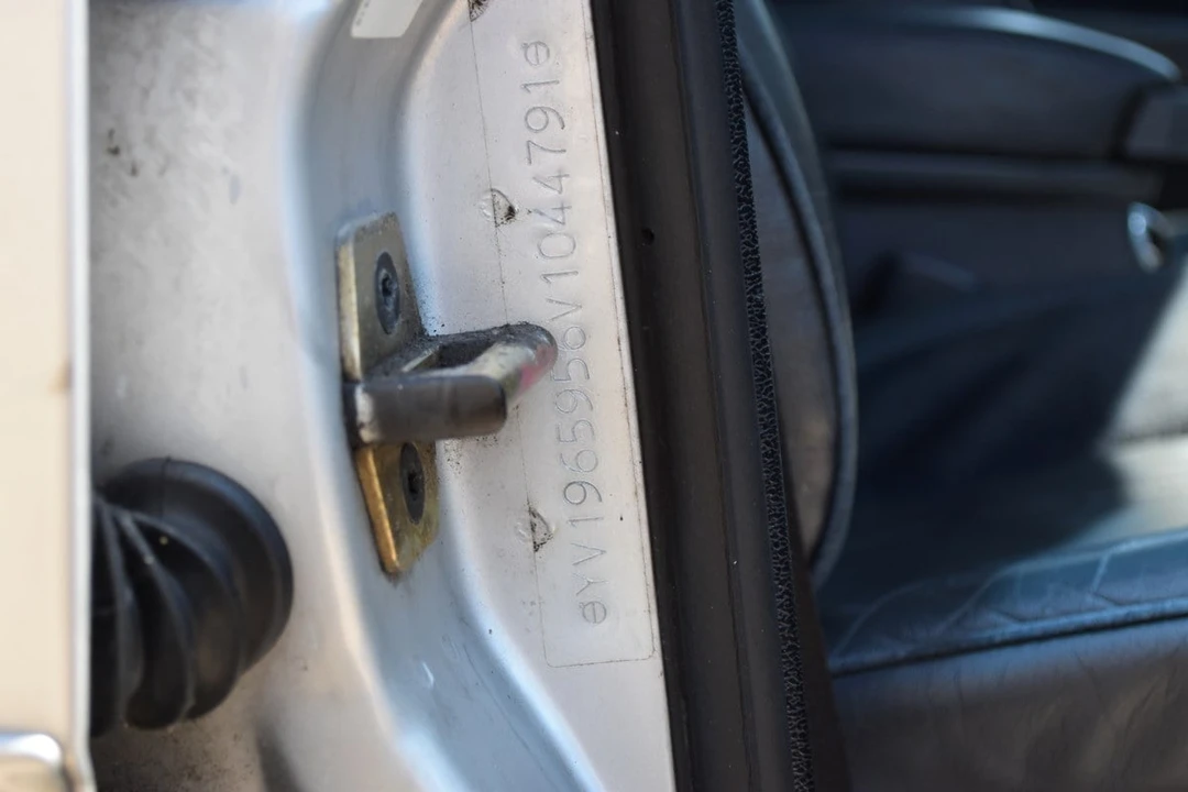 1997 Volvo V90 - Image 21 of 31