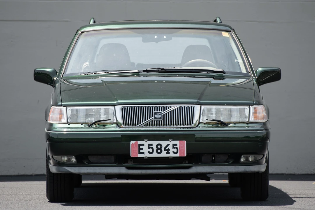 1997 Volvo V90 - Image 4 of 31