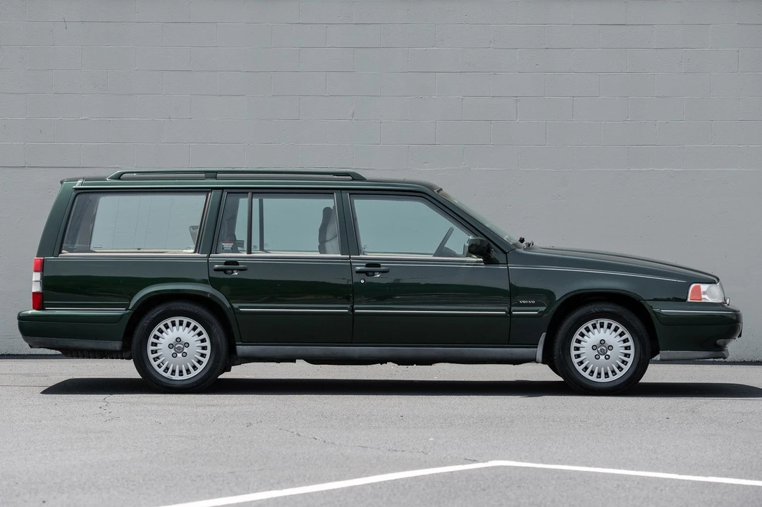 1997 Volvo V90 - Image 9 of 31
