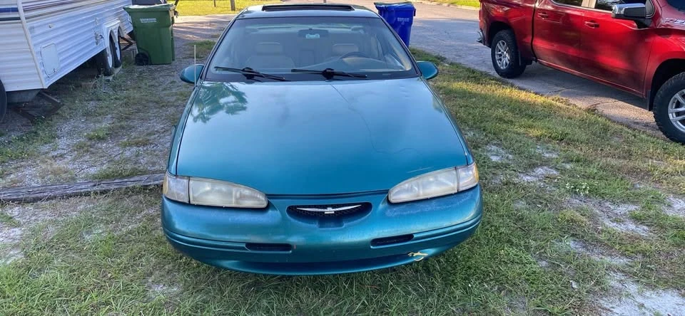 1997 Ford Thunderbird 10th Gen - Image 4 of 10