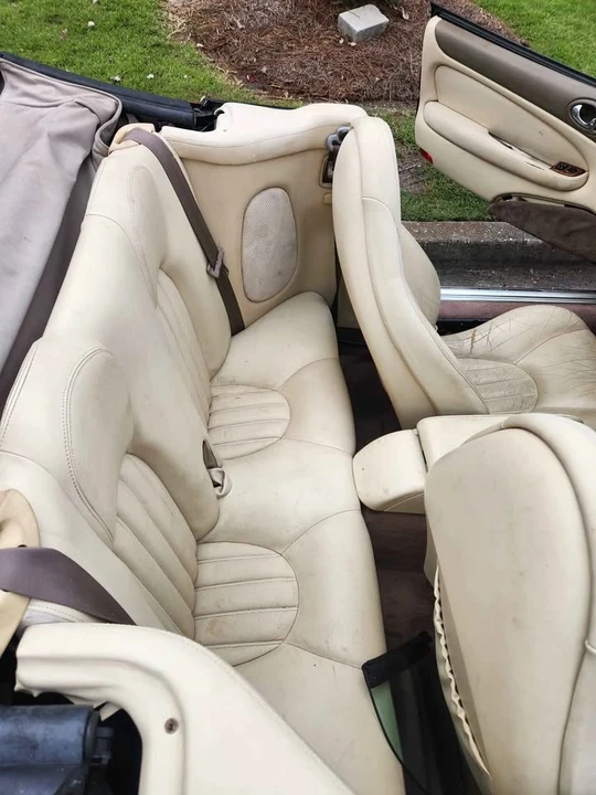 1997 Jaguar X100 XK8 - Image 8 of 10