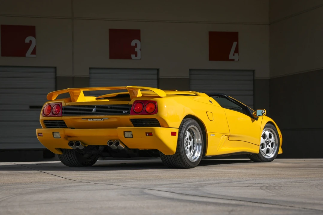 1997 Lamborghini Diablo VT - Image 24 of 31