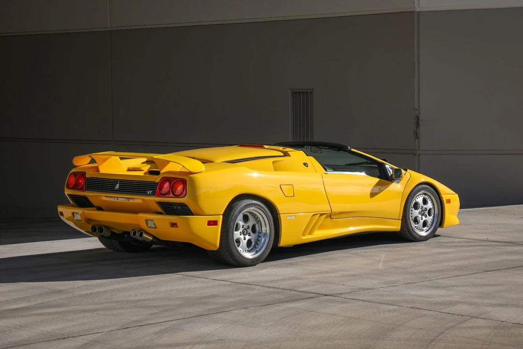 1997 Lamborghini Diablo VT - Image 20 of 31