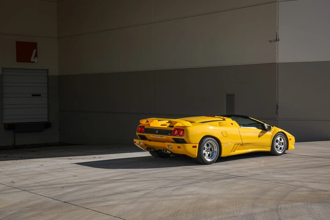 1997 Lamborghini Diablo VT - Image 19 of 31
