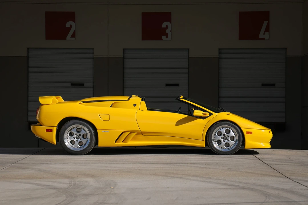 1997 Lamborghini Diablo VT - Image 18 of 31