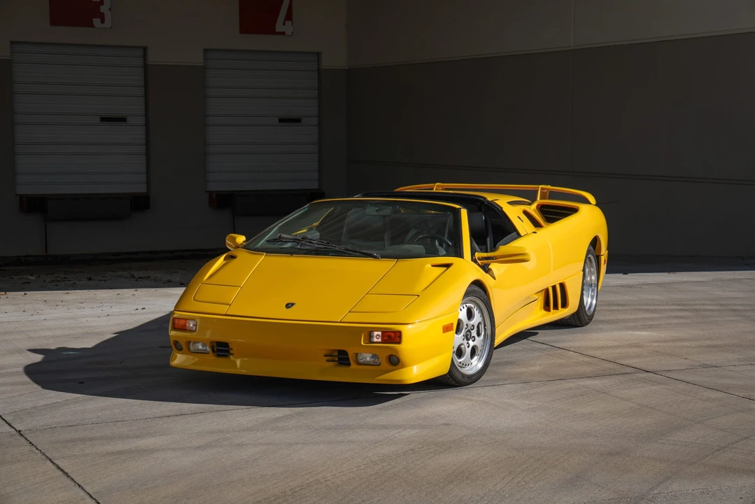 1997 Lamborghini Diablo VT - Image 11 of 31
