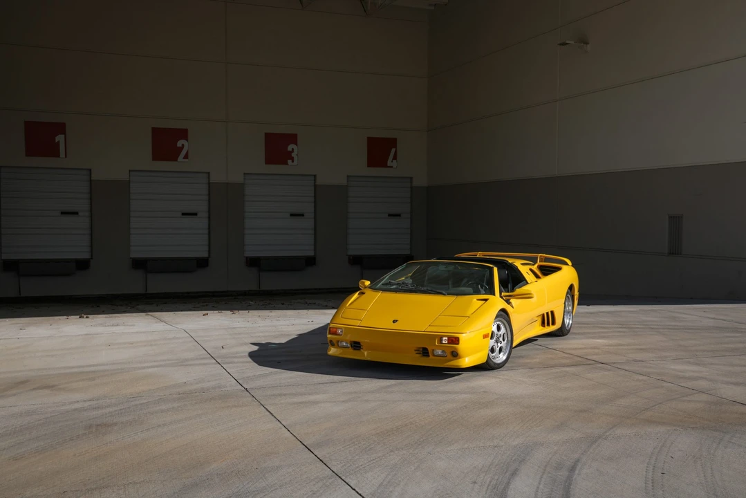 1997 Lamborghini Diablo VT - Image 10 of 31