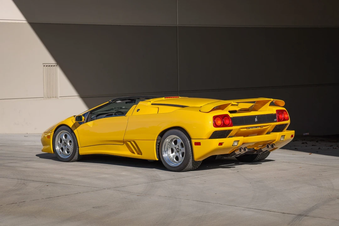 1997 Lamborghini Diablo VT - Image 29 of 31