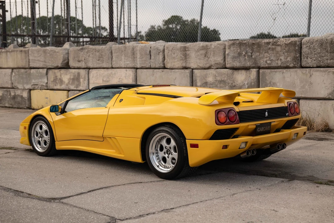 1997 Lamborghini Diablo VT - Image 7 of 31