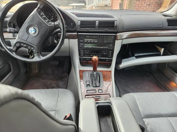 1997 BMW E38 7 Series - Image 9 of 12