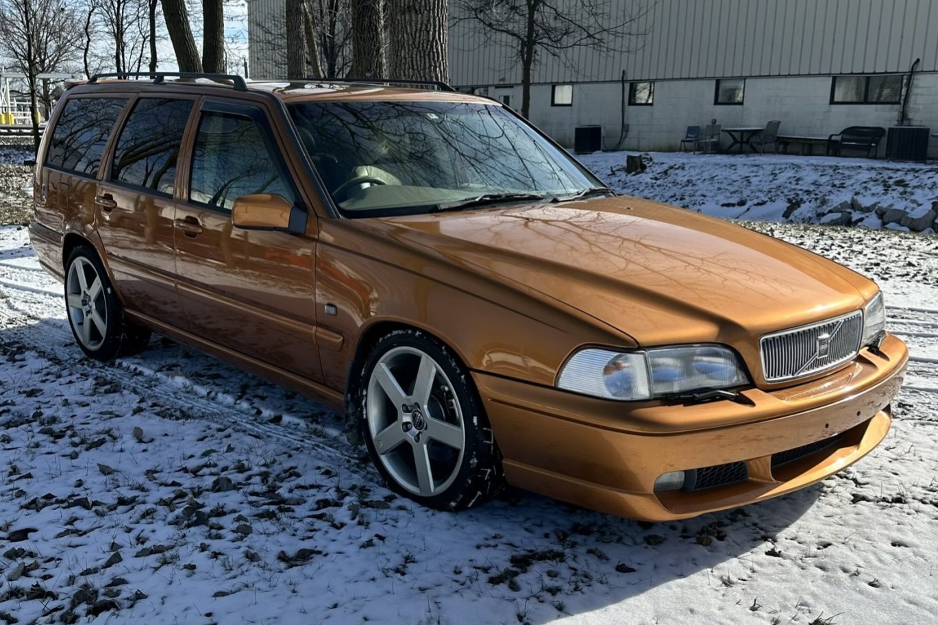 71k-Kilometer Japanese-Market 1997 Volvo V70R AWD