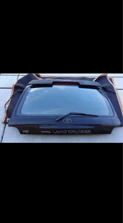 1998 Parts & Memorabilia Bodywork - Image 3 of 10