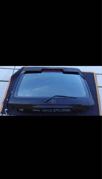 1998 Parts & Memorabilia Bodywork - Image 4 of 10