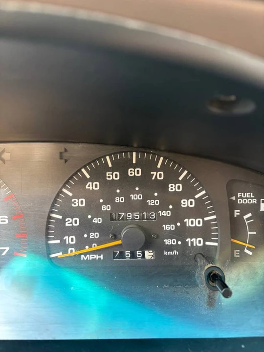 1998 Toyota 4Runner 3rd Gen - Image 5 of 12