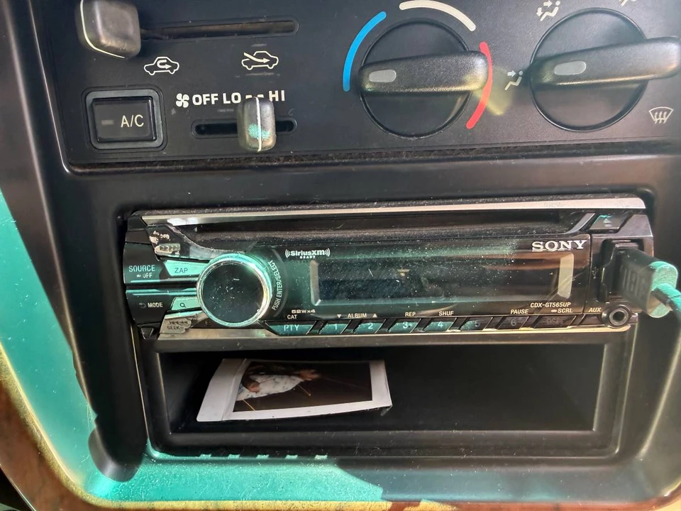 1998 Toyota 4Runner 3rd Gen - Image 14 of 15