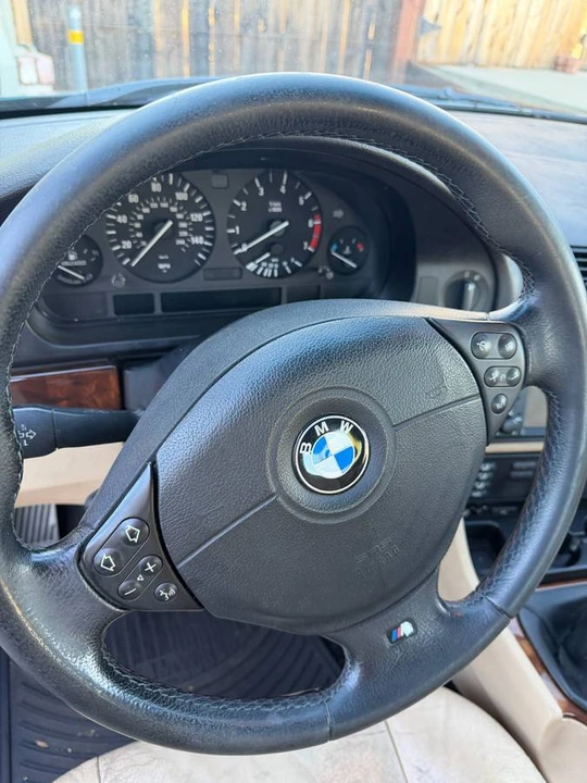 1998 BMW E39 540i - Image 8 of 10