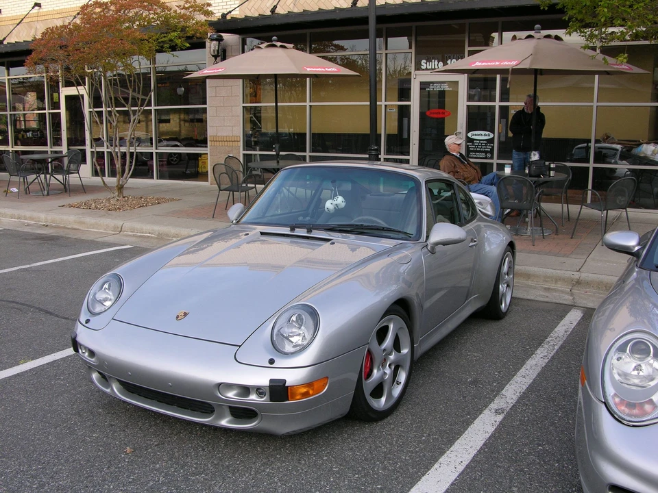 1998 Porsche 993 Carrera 4S - Image 2 of 4