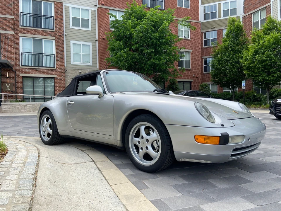 1998 Porsche 993 Carrera 4 - Image 4 of 31