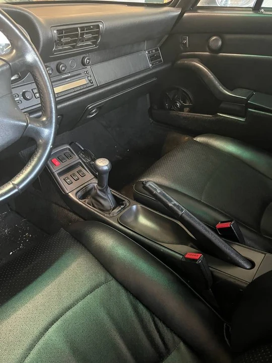 1998 Porsche 993 Carrera - Image 9 of 22