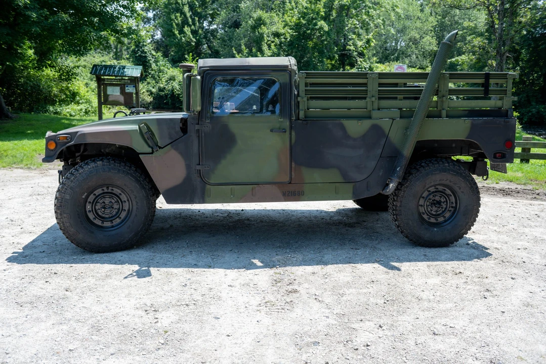 1998 Hummer HMMWV - Image 6 of 31