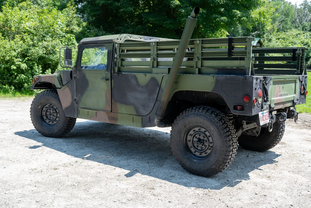 1998 Hummer HMMWV - Image 8 of 31