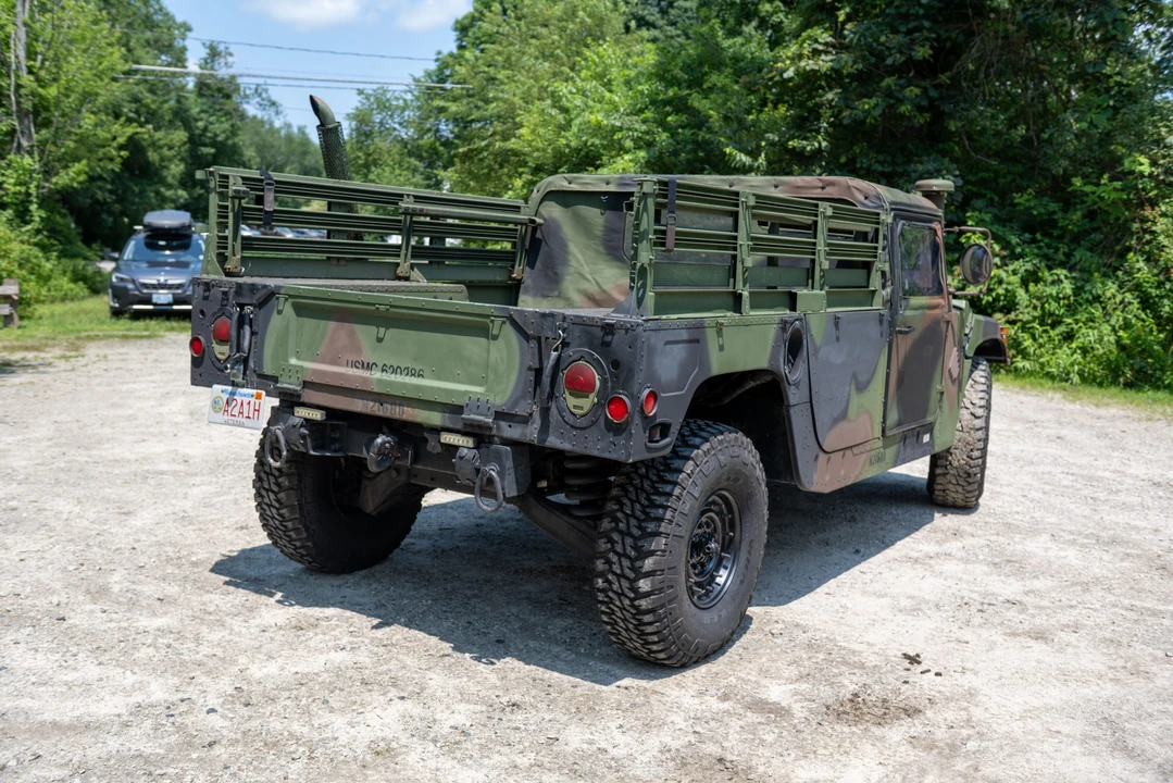 1998 Hummer HMMWV - Image 11 of 31