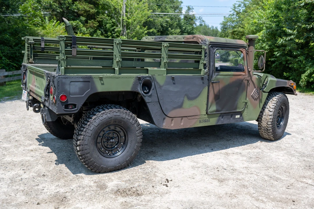 1998 Hummer HMMWV - Image 12 of 31