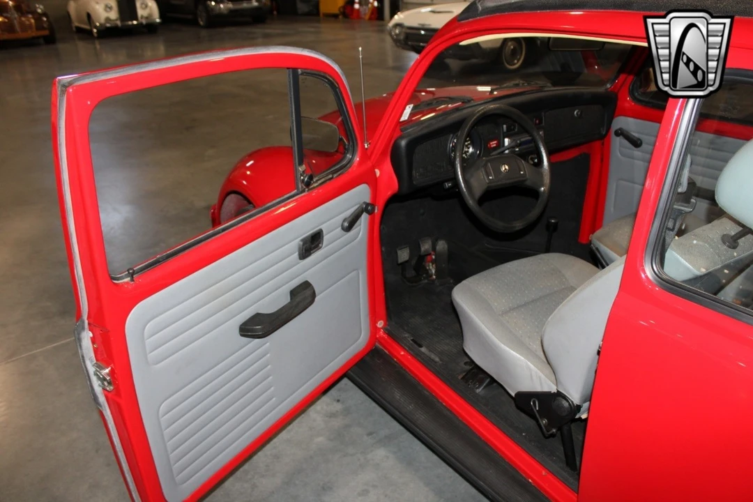 1998 Volkswagen Beetle (1980-2003) - Image 18 of 21