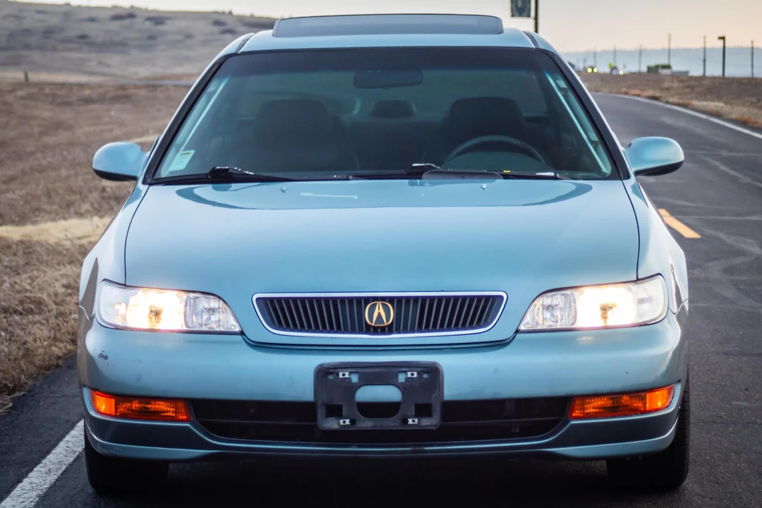 1998 Acura CL 1st Gen - Image 2 of 31