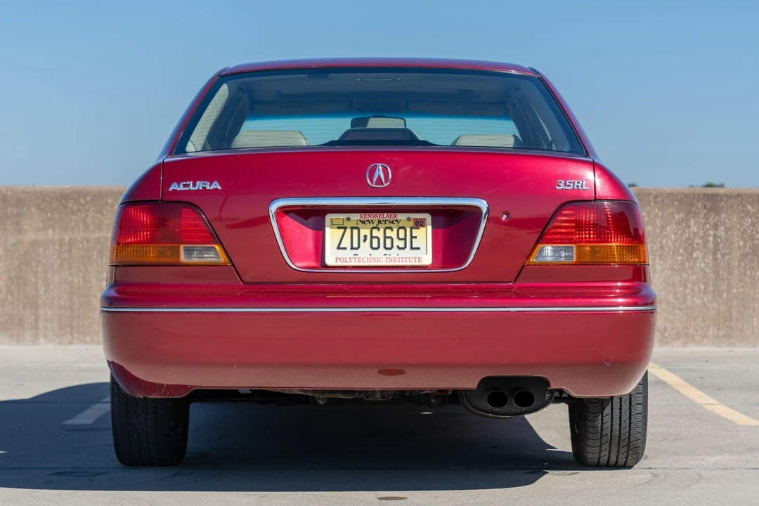 1998 Acura RL 1st Gen - Image 5 of 31