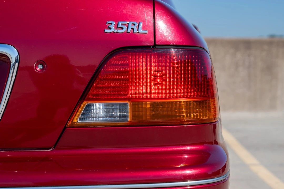 1998 Acura RL 1st Gen - Image 31 of 31