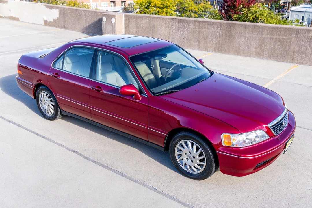 1998 Acura RL 1st Gen - Image 14 of 31