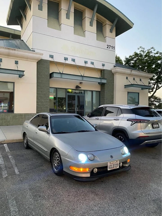 1998 Acura Integra 3rd Gen - Image 5 of 5