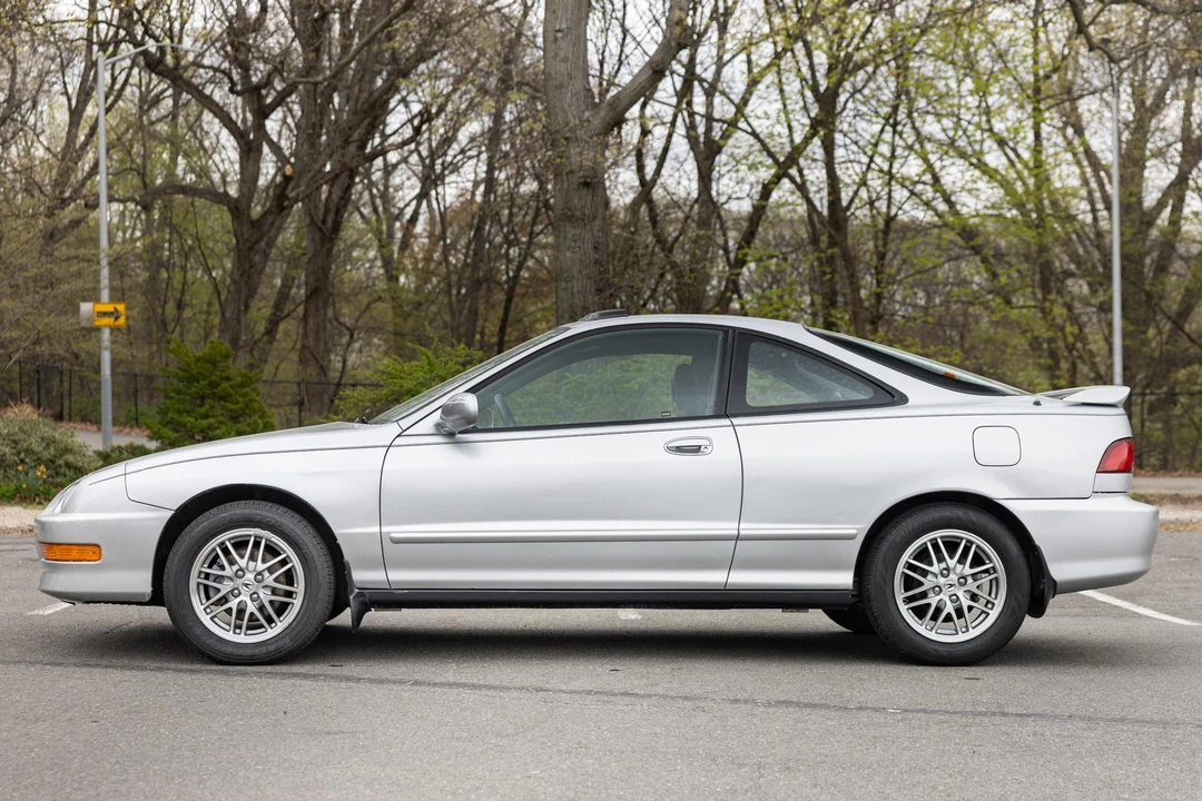 1998 Acura Integra 3rd Gen - Image 9 of 31