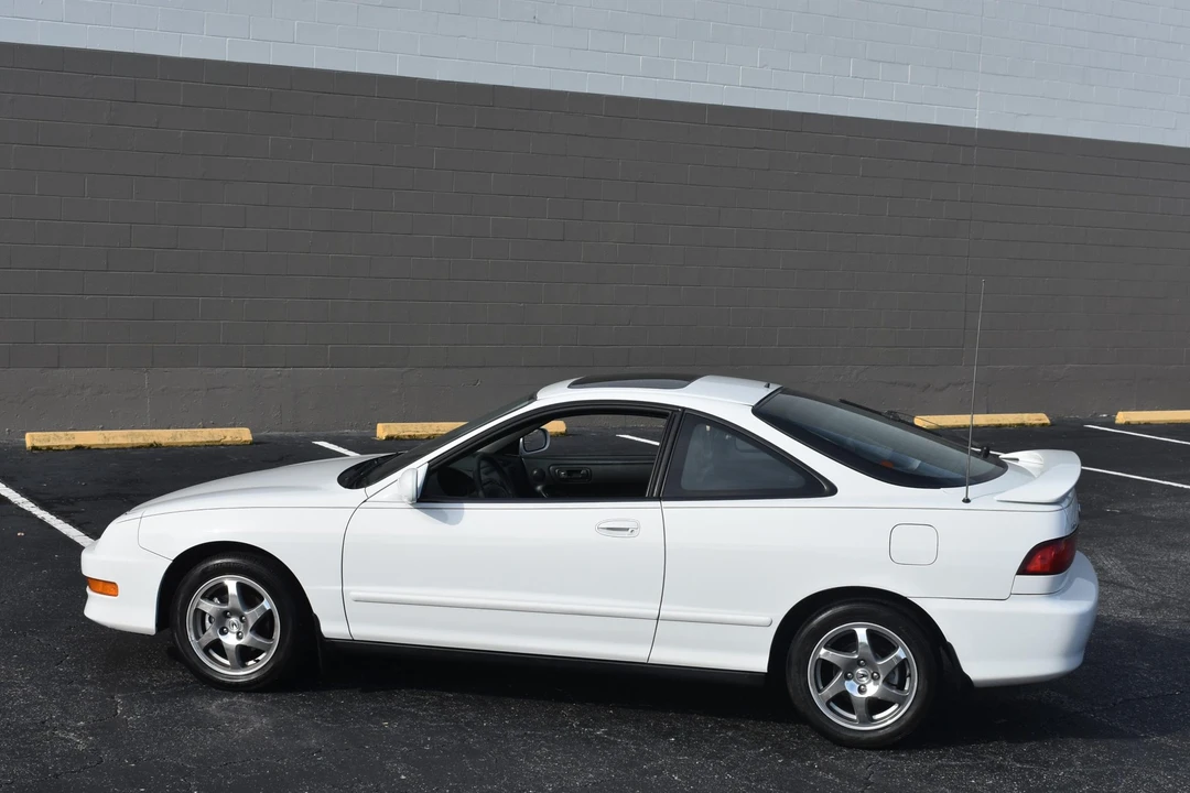 1998 Acura Integra 3rd Gen - Image 15 of 31