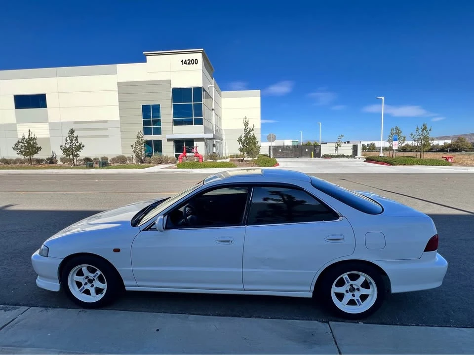 1998 Acura Integra 3rd Gen - Image 5 of 17